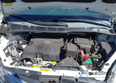 2016 Toyota Sienna Xle 8 Passenger из США, поврежденный, VIN 5TDYK3DC3GS696539